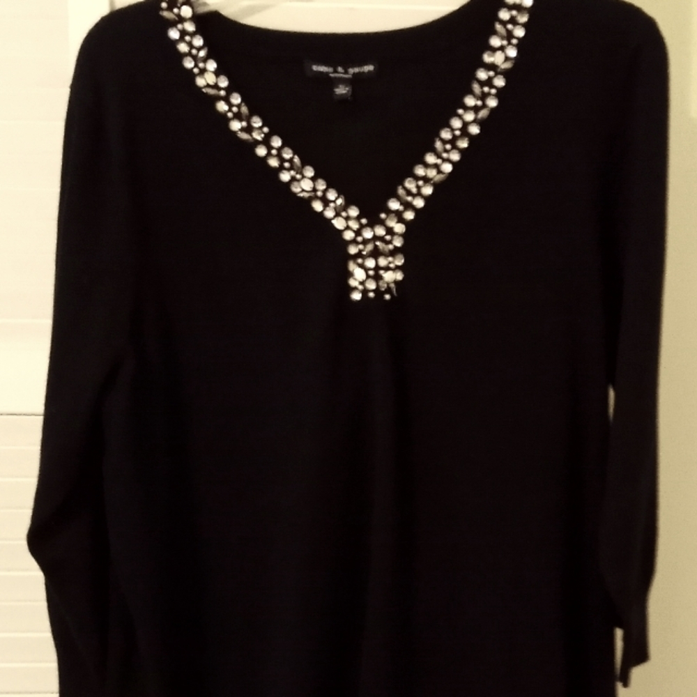 Women's 1X Cable and Gauge Long Sleeve, V-neck with Crystal Around Neck Line